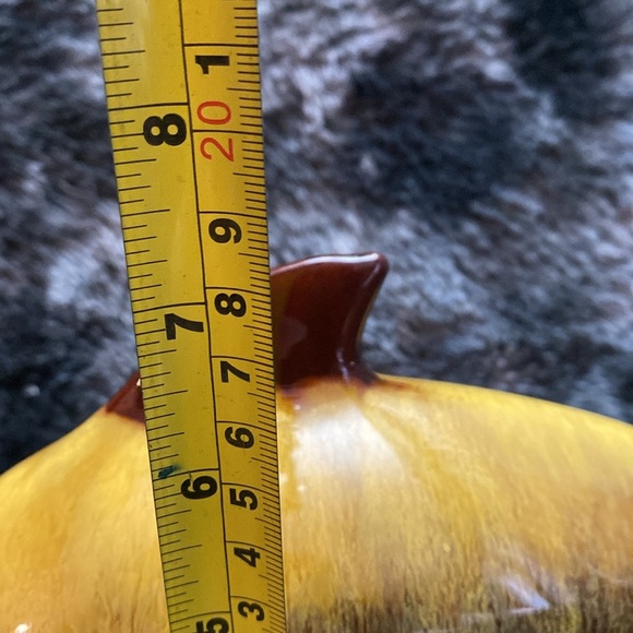 Blue Mountain Pottery Dolphin Brown
Large 16 Inch Vintage Glazed Pottery - Picture 13 of 16